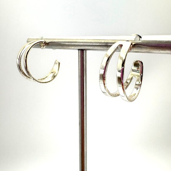 Silver Plated Split Circle Earrings Butterfly Closure Size 0.75" Diameter - Picture 7 of 10